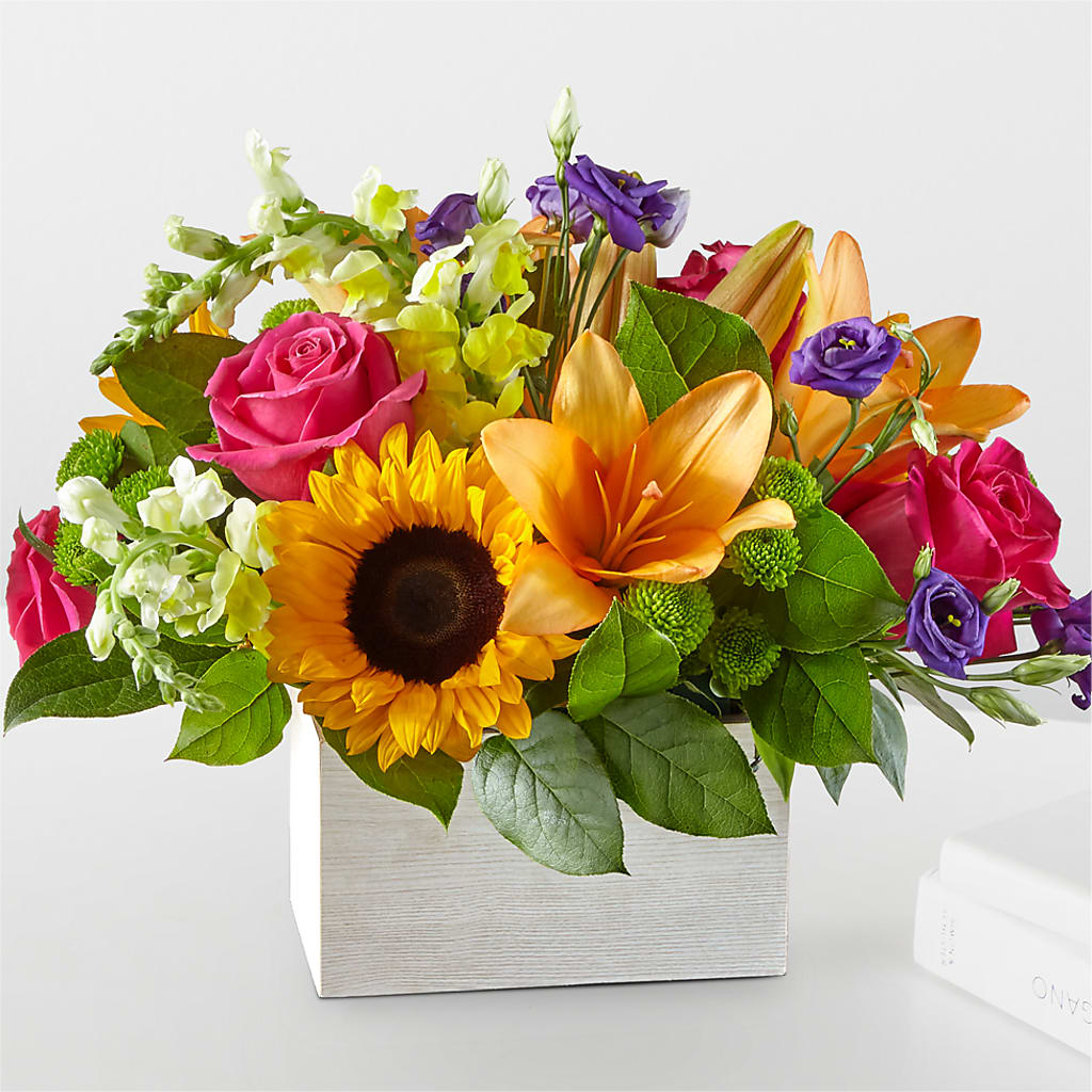 Best Day Box Bouquet – SUNSHINE FLOWERS & GIFTS, Joaquin TX