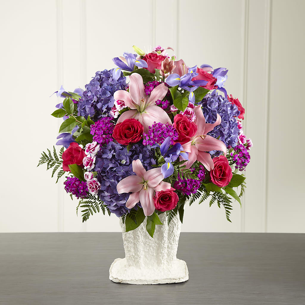 We Fondly Remember Arrangement – SUNSHINE FLOWERS & GIFTS, Joaquin TX