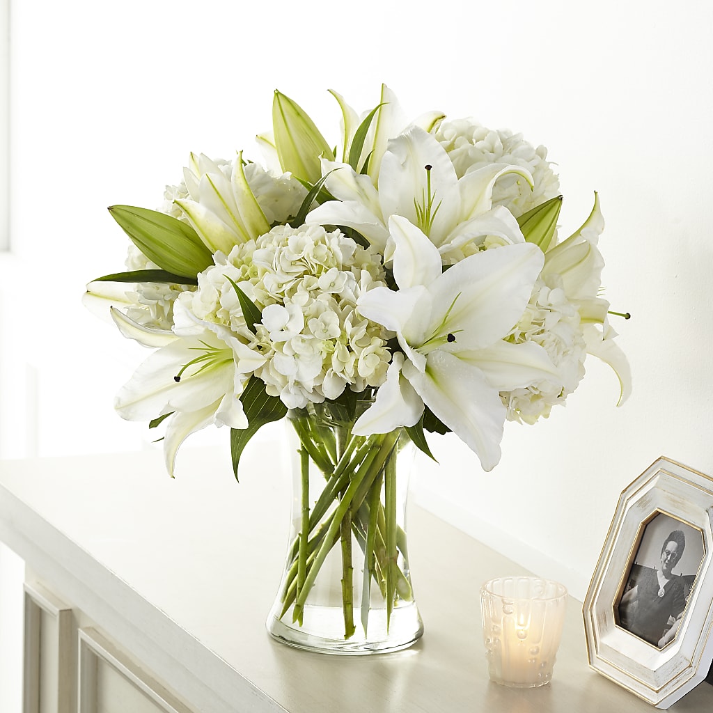 Compassionate Lily Bouquet – SUNSHINE FLOWERS & GIFTS, Joaquin TX