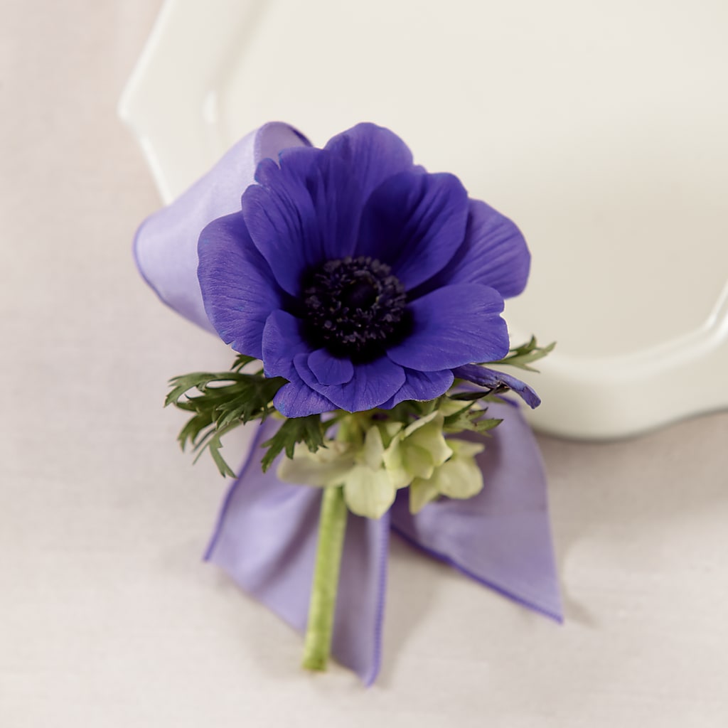 Purple Passion Boutonniere – SUNSHINE FLOWERS & GIFTS, Joaquin TX