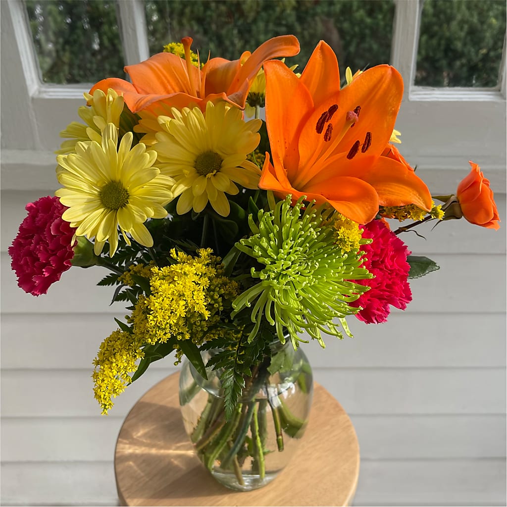 Bold & Bright – A Florist Original – SUNSHINE FLOWERS & GIFTS, Joaquin TX