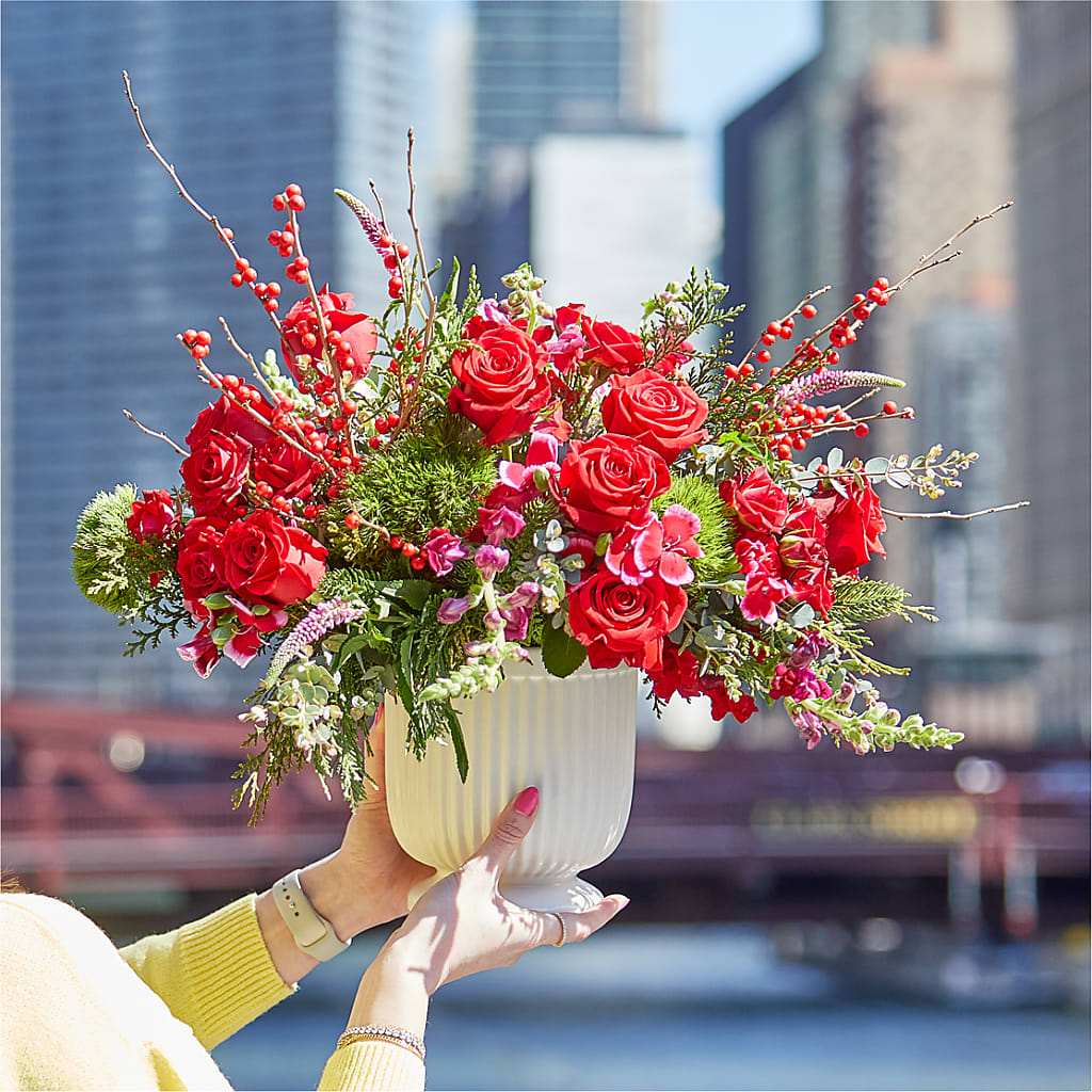 Big Red Bow Bouquet – SUNSHINE FLOWERS & GIFTS, Joaquin TX