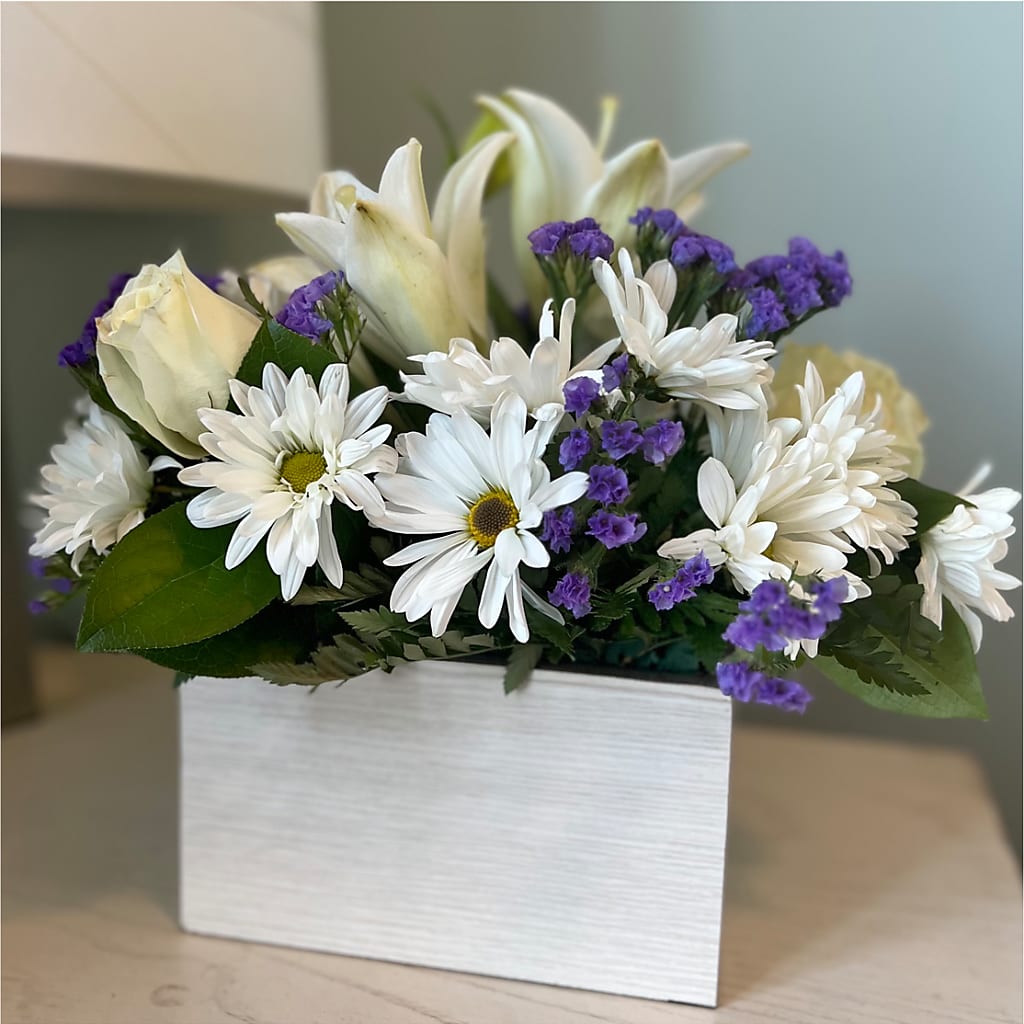 Beyond Blue Box Bouquet – SUNSHINE FLOWERS & GIFTS, Joaquin TX