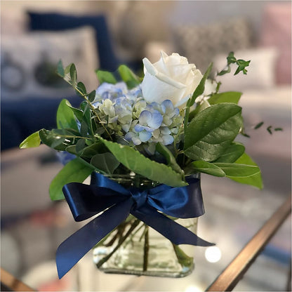 Sky Blue Delight Bouquet – SUNSHINE FLOWERS & GIFTS, Joaquin TX