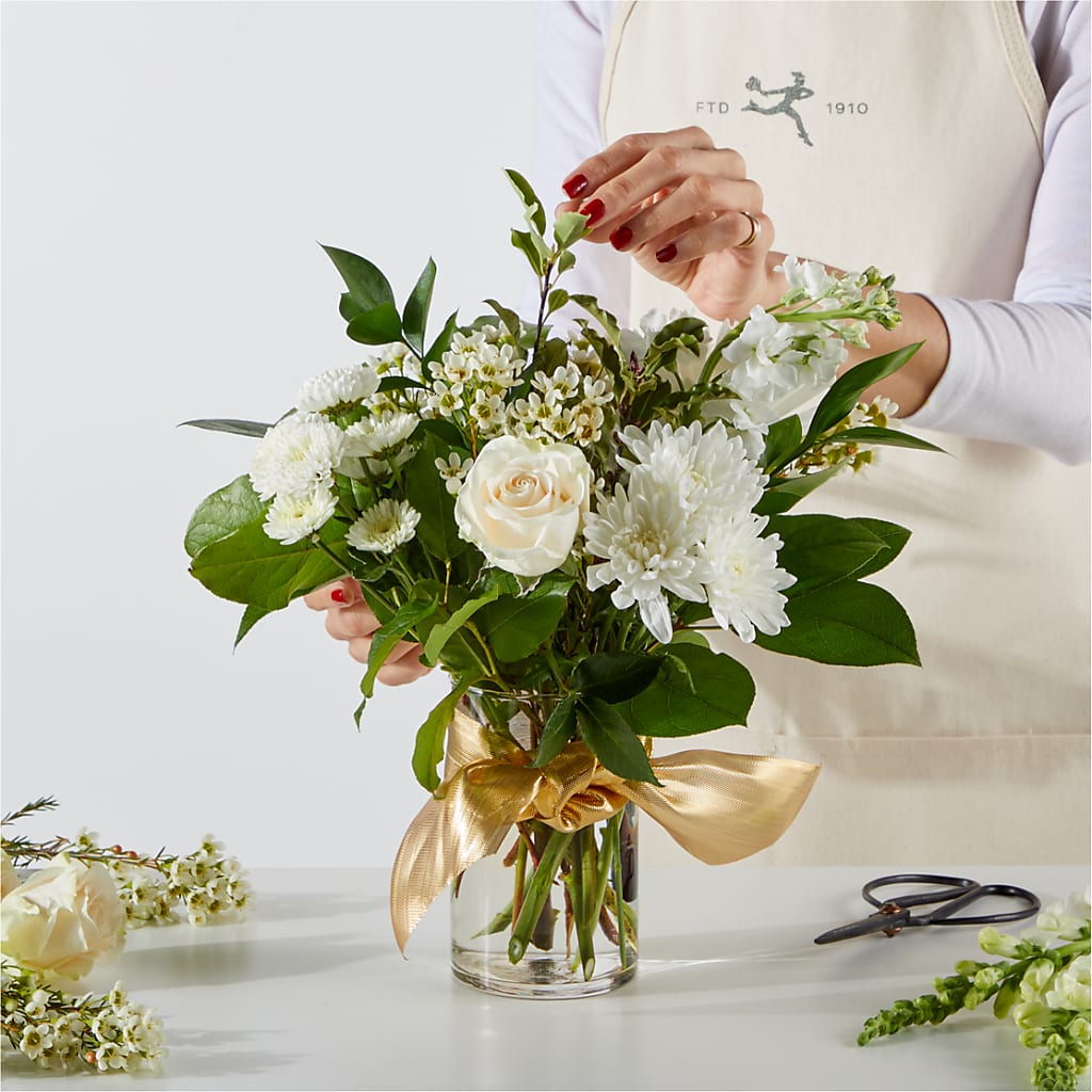 New Beginnings – A Florist Original – SUNSHINE FLOWERS & GIFTS, Joaquin TX