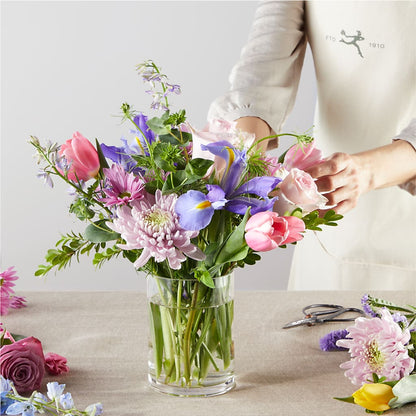 Pastel Tradition - A Florist Original – SUNSHINE FLOWERS & GIFTS, Joaquin TX
