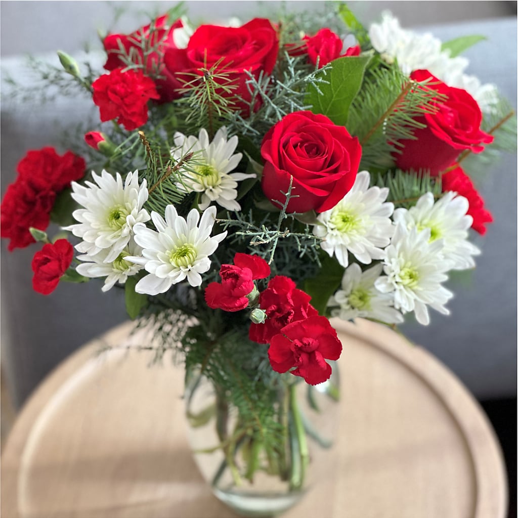 Seasonal Magic Bouquet – SUNSHINE FLOWERS & GIFTS, Joaquin TX