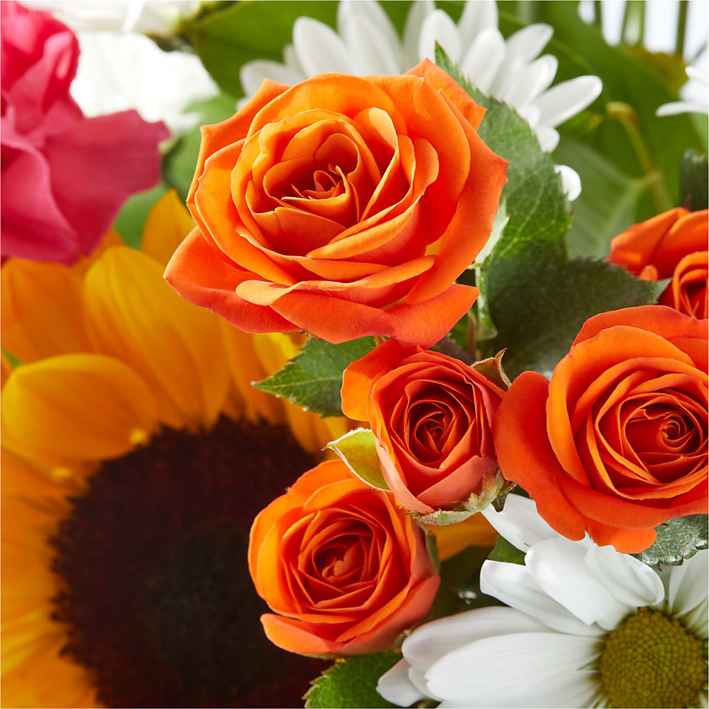 Sun-drenched Blooms Bouquet – SUNSHINE FLOWERS & GIFTS, Joaquin TX