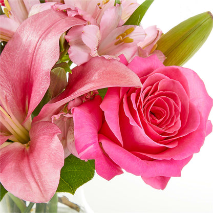 Lots of Love Bouquet – SUNSHINE FLOWERS & GIFTS, Joaquin TX
