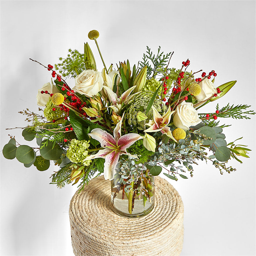 Berry & Bright Bouquet – SUNSHINE FLOWERS & GIFTS, Joaquin TX