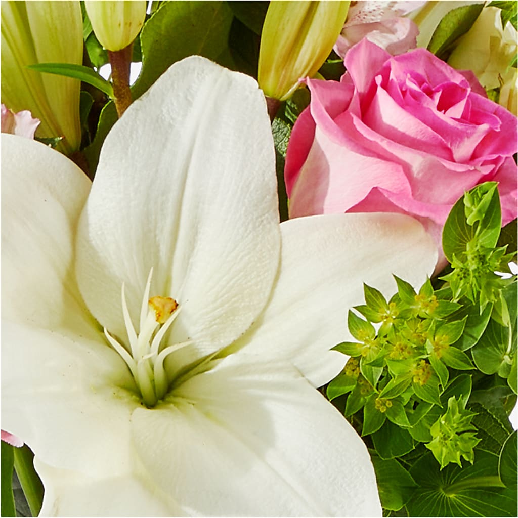 Fondly Bouquet – SUNSHINE FLOWERS & GIFTS, Joaquin TX
