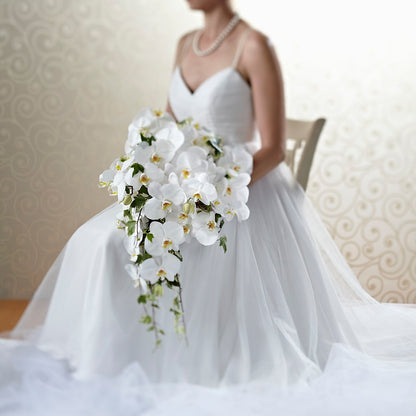 Classic White Bouquet – SUNSHINE FLOWERS & GIFTS, Joaquin TX