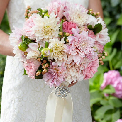 Heart's Promise Bouquet – SUNSHINE FLOWERS & GIFTS, Joaquin TX